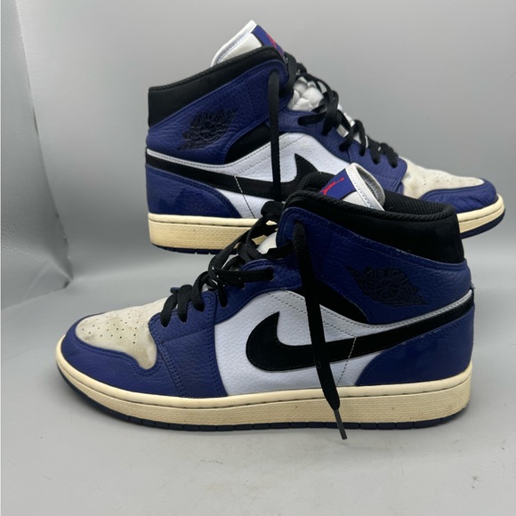 jordan 1 retro mid royal